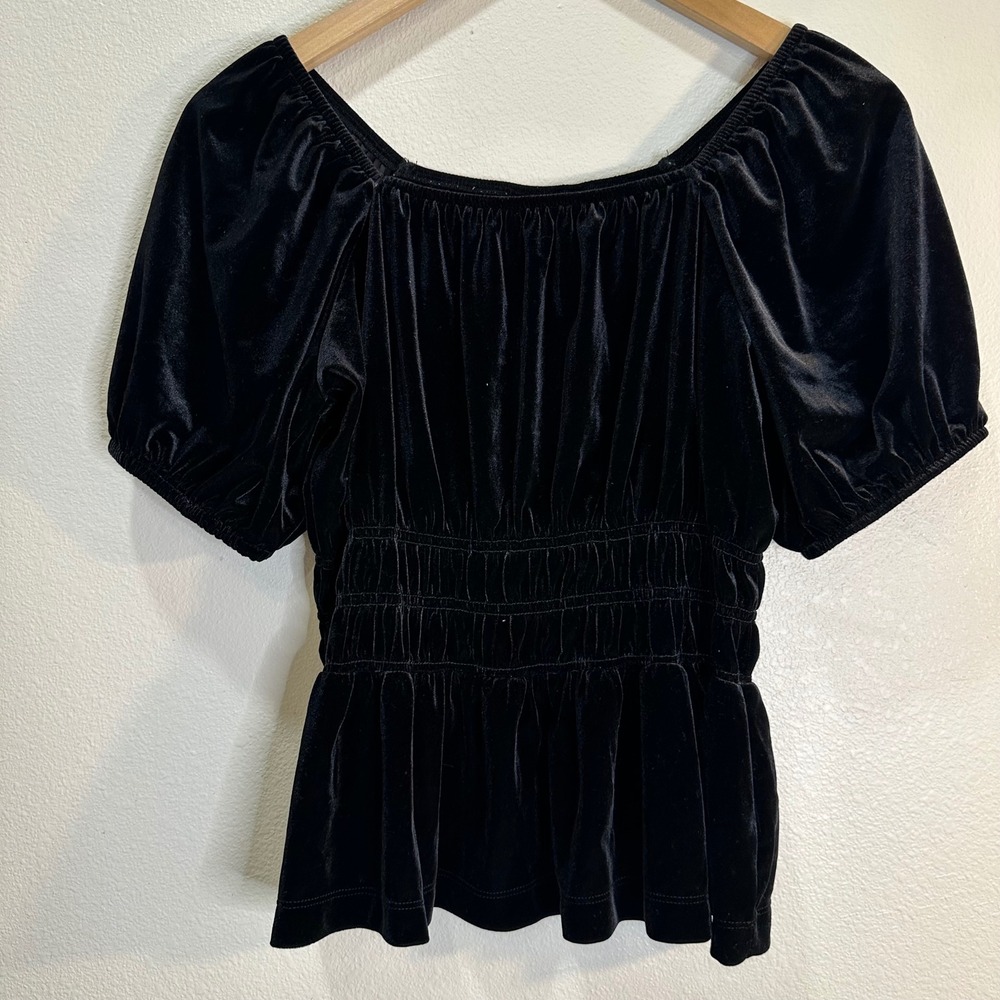 Sugar & Jade Black Velvet Puff Sleeve Smocked Peplum Top Kids Girls XL 16 18